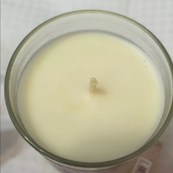 Bath & Body Works Thousand Wishes - Picture 5 of 6